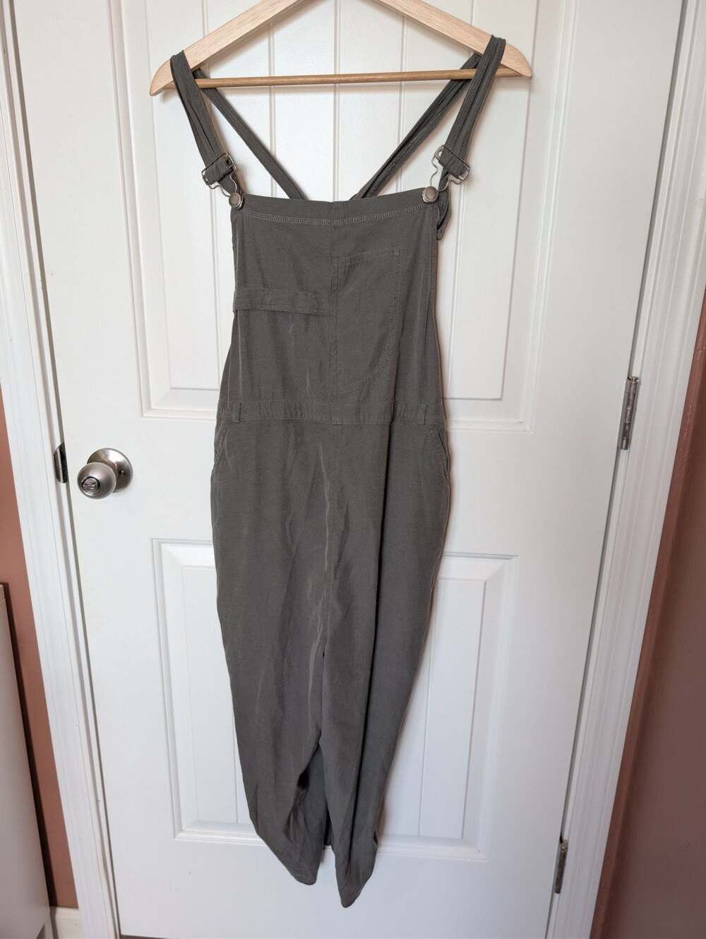 Fitigues Women's Relaxed Fit Silk-Cotton Blend Overalls Small/Medium Khaki Grey